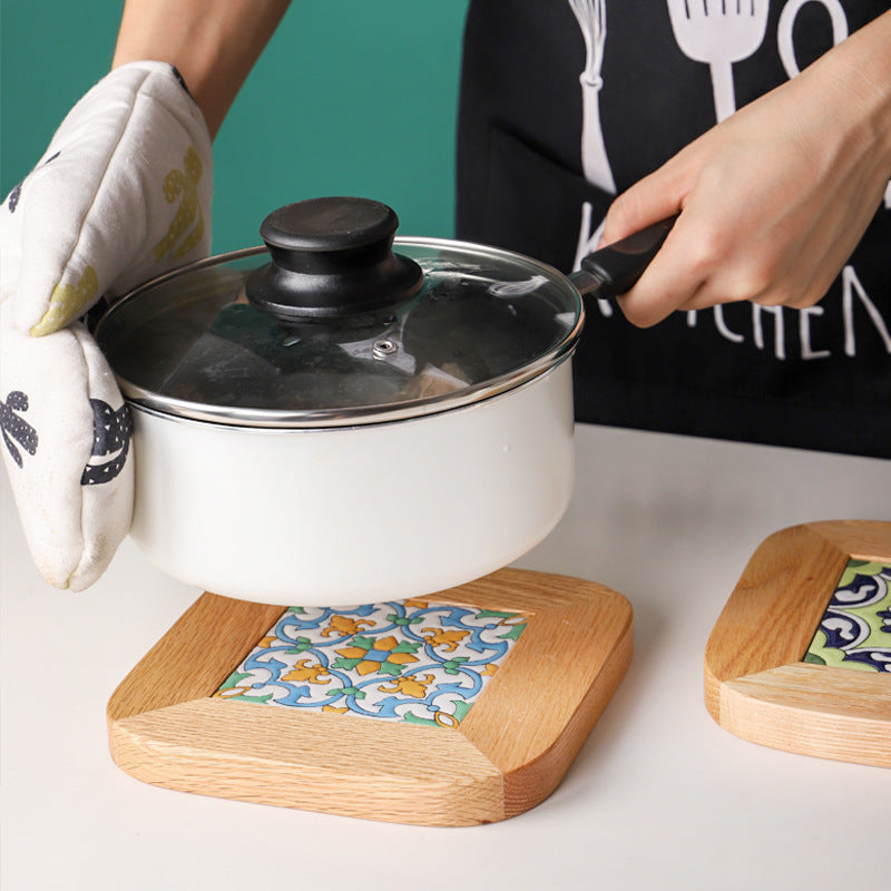 Japanese Oak Tile Trivet & Pot Mat – Solid Wood Floral Insulation Mat for Dining Table