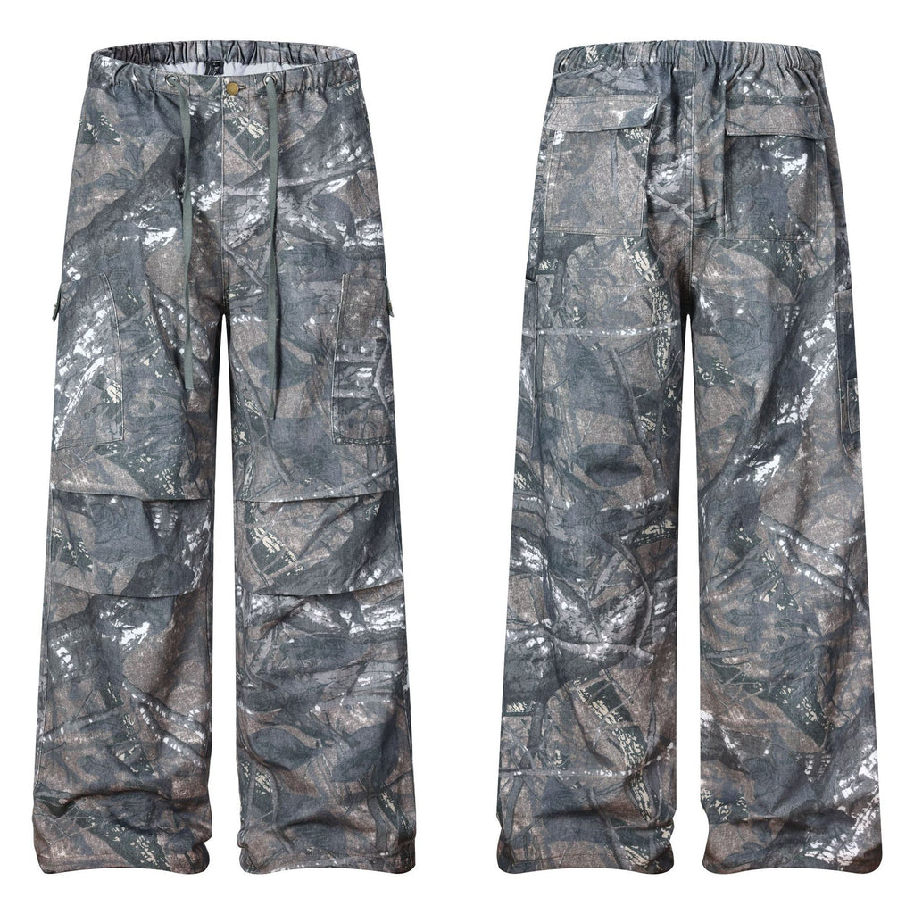 Men's Camo Cargo Pants – Pleated Straight Leg with Large Pockets