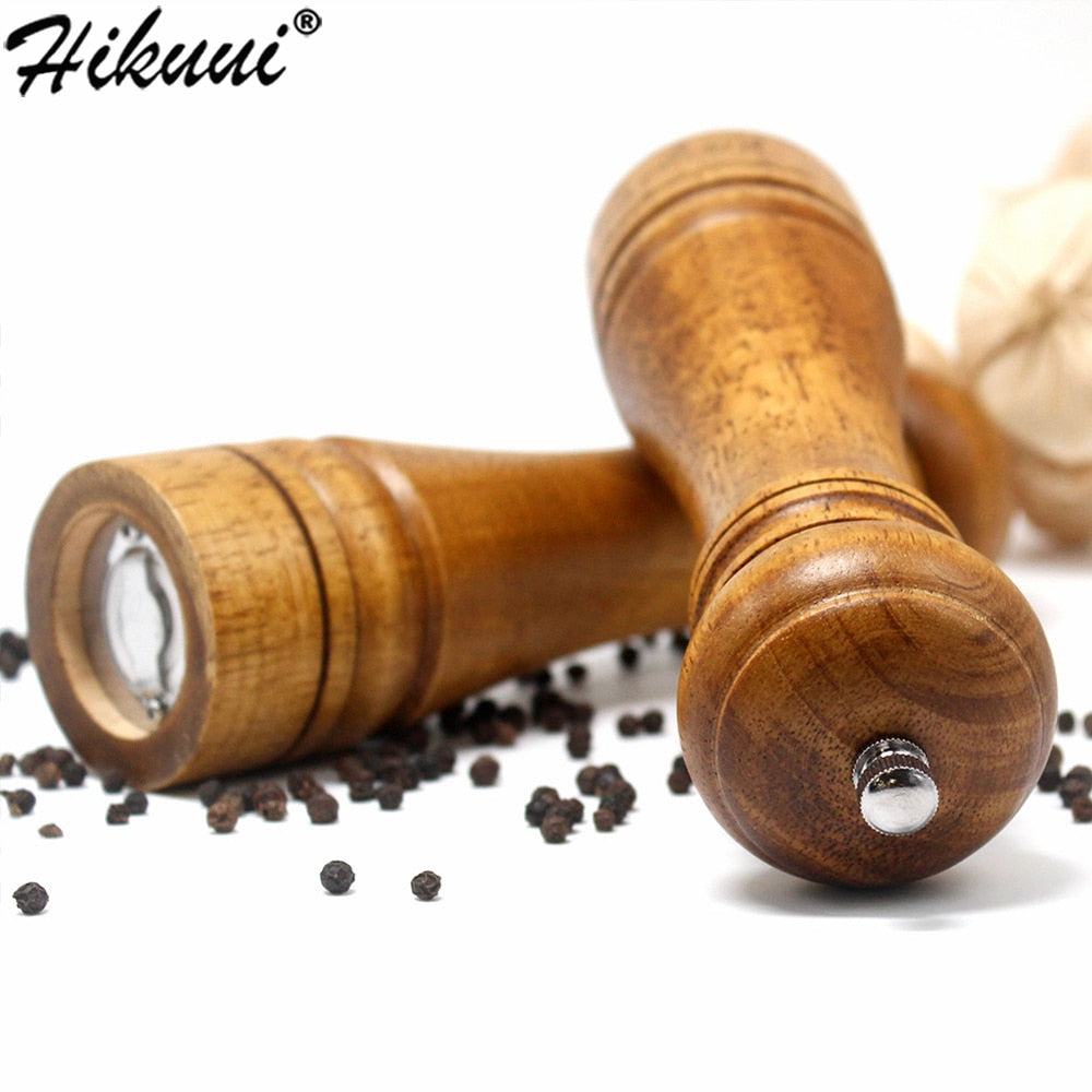 Oak Wood Pepper & Spice Grinder – Ceramic Core, Handheld Mill for BBQ & Cooking